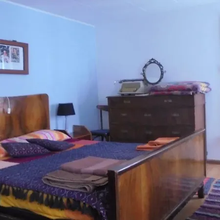 Alice Vintage House 庞特内阿尔比